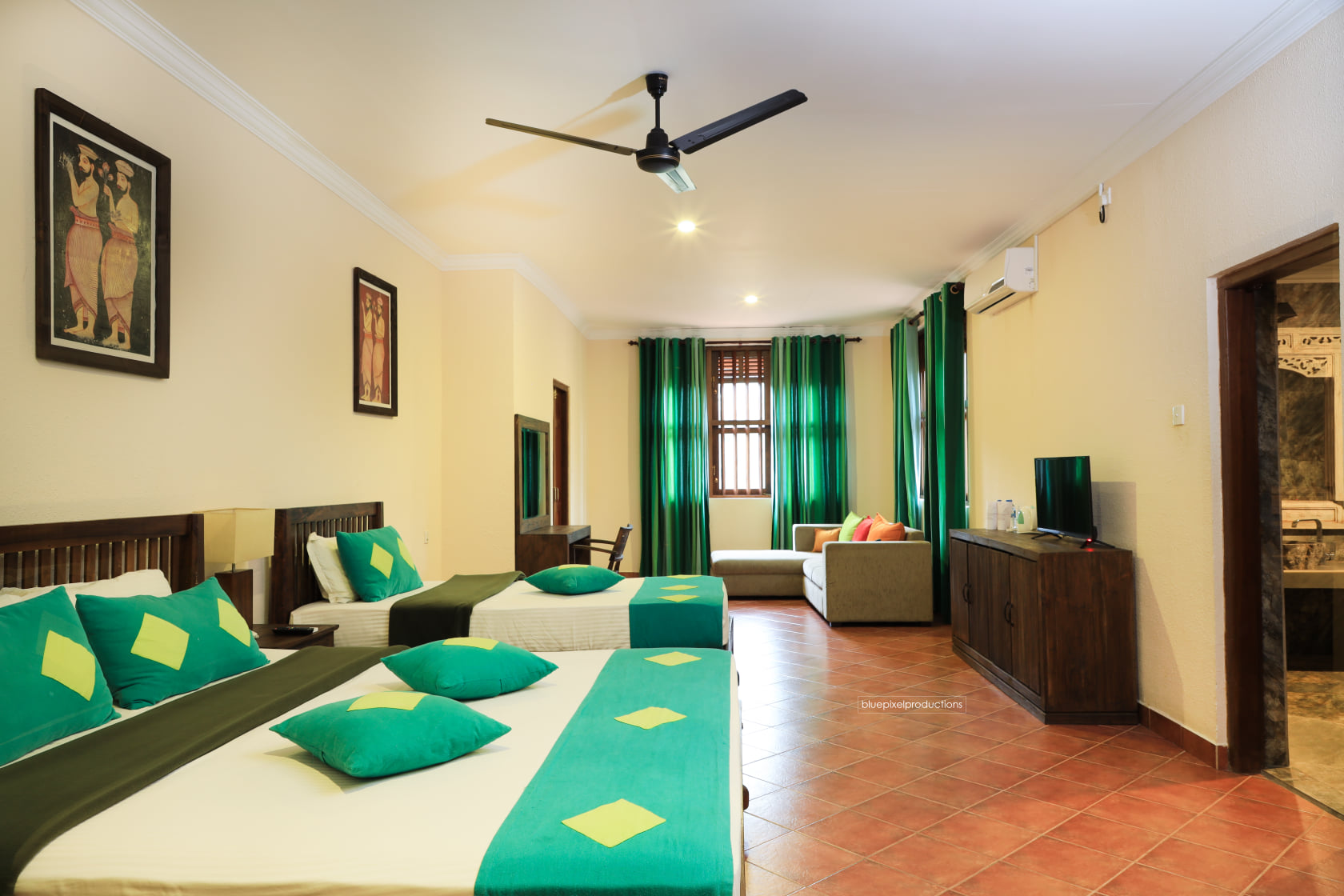 469315189_122124600176528199_7626366986765539853_n